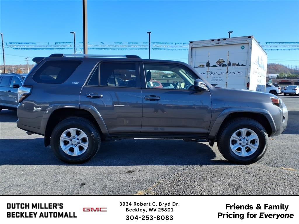 2023 Toyota 4Runner SR5