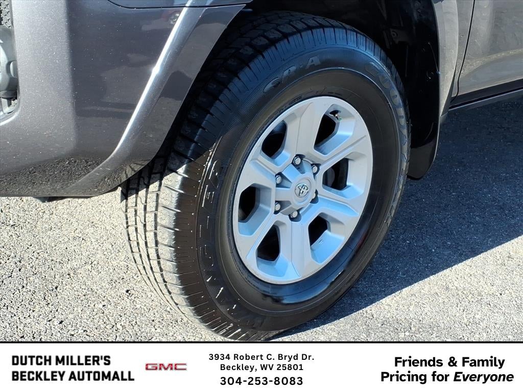 2023 Toyota 4Runner SR5