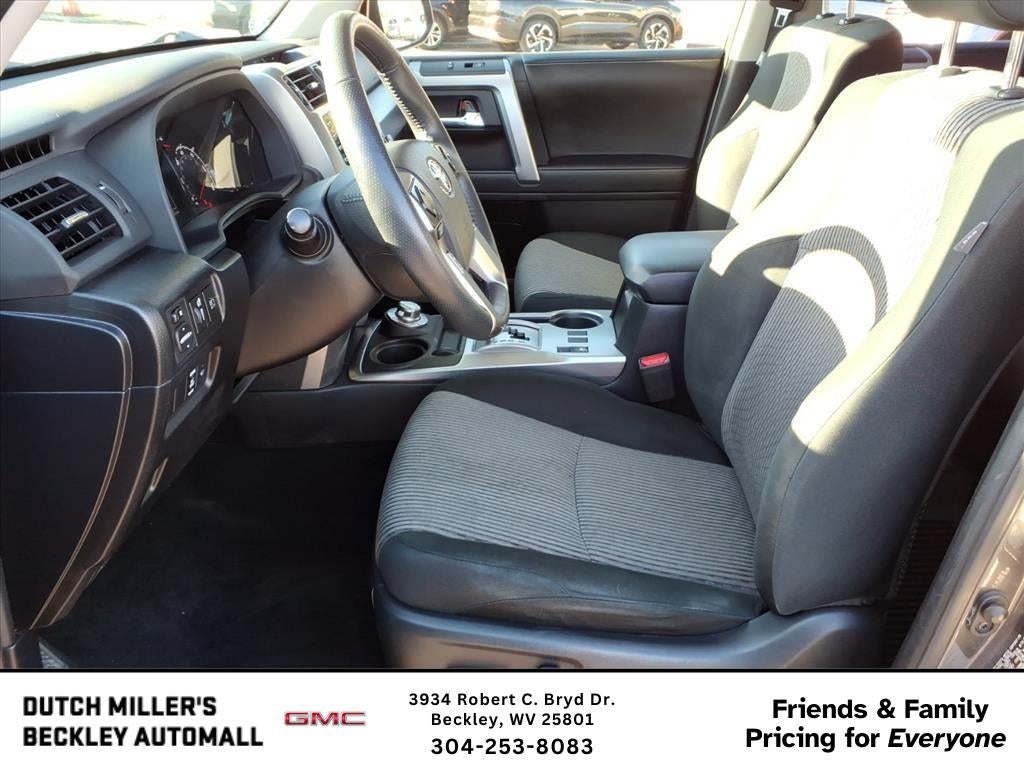 2023 Toyota 4Runner SR5