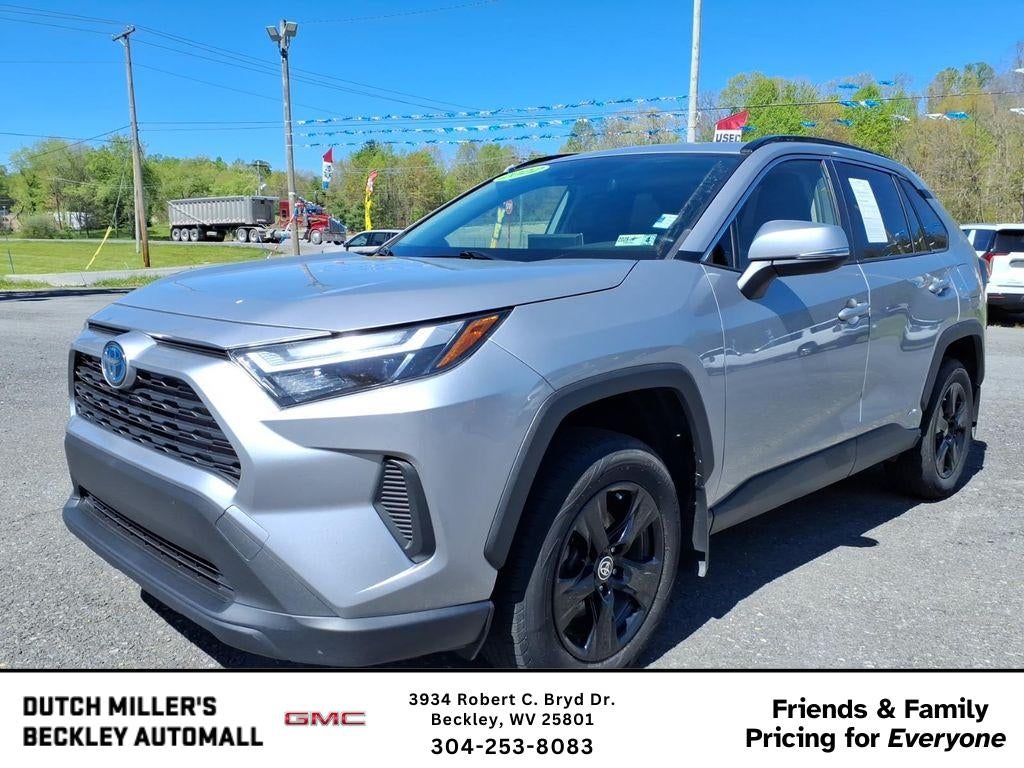 2022 Toyota RAV4 Hybrid XLE