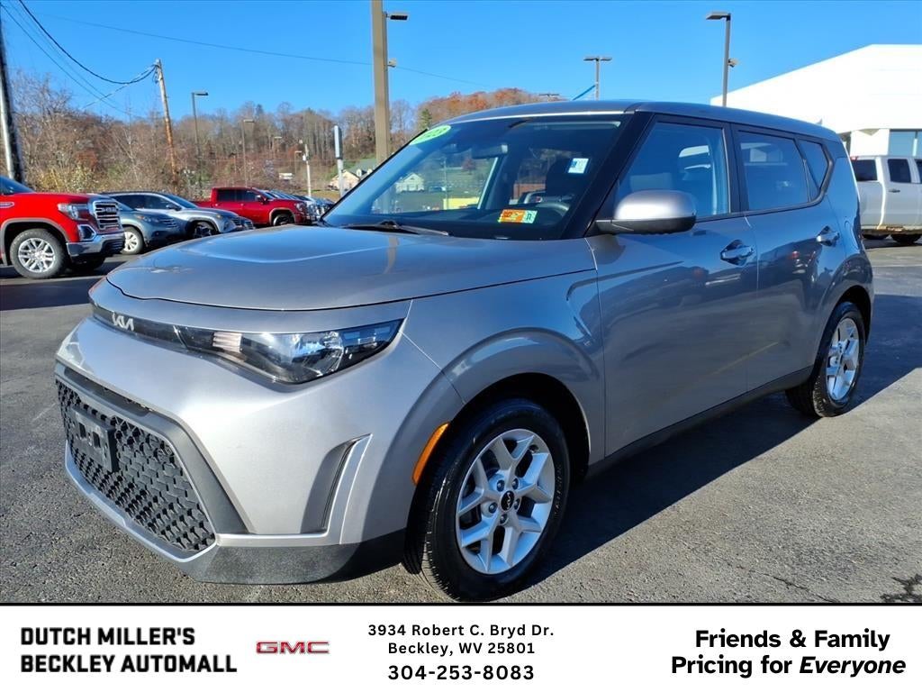 2023 Kia Soul LX