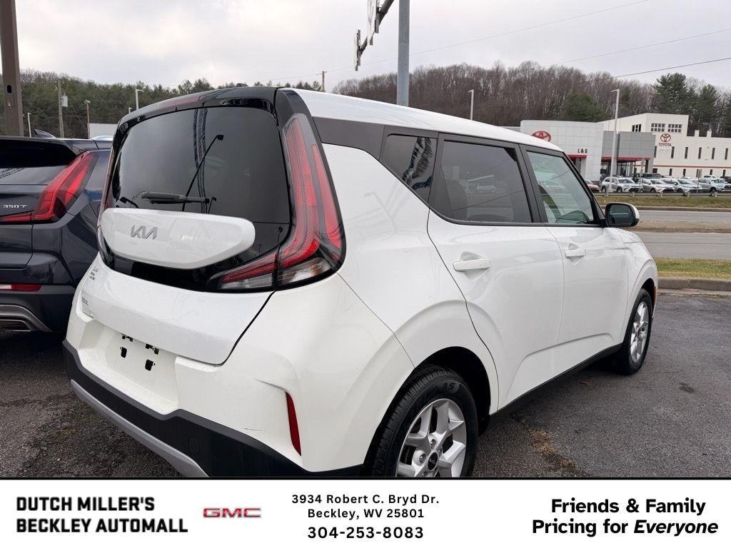 2023 Kia Soul LX