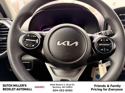 2023 Kia Soul LX