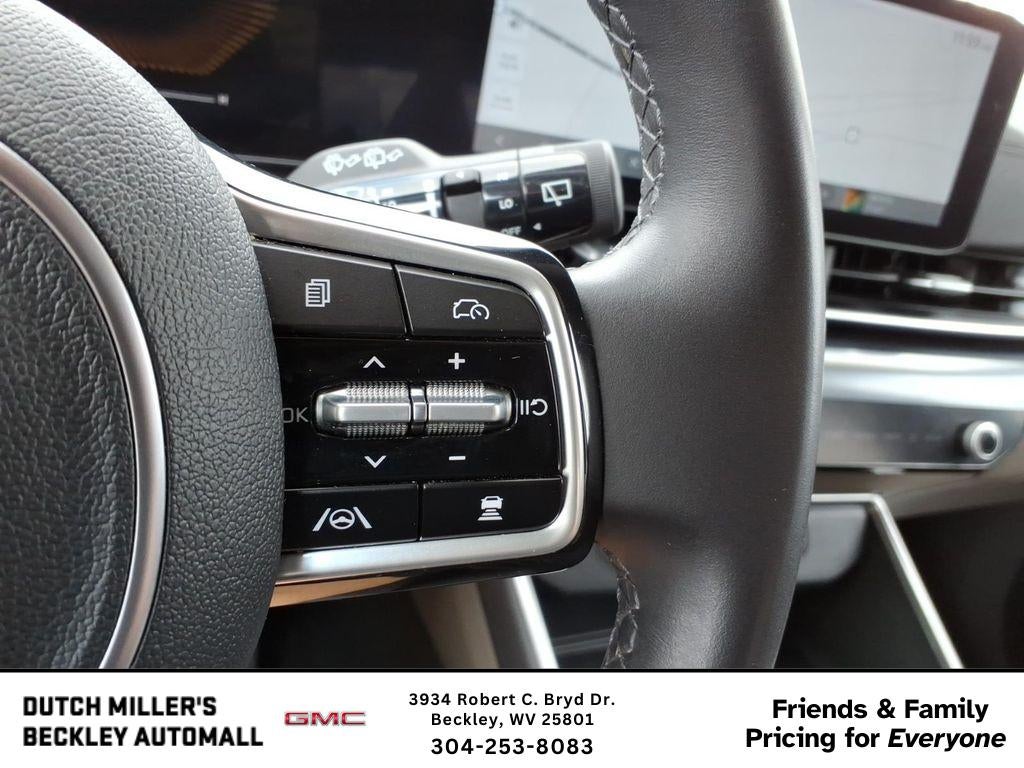 2025 Kia Carnival LXS