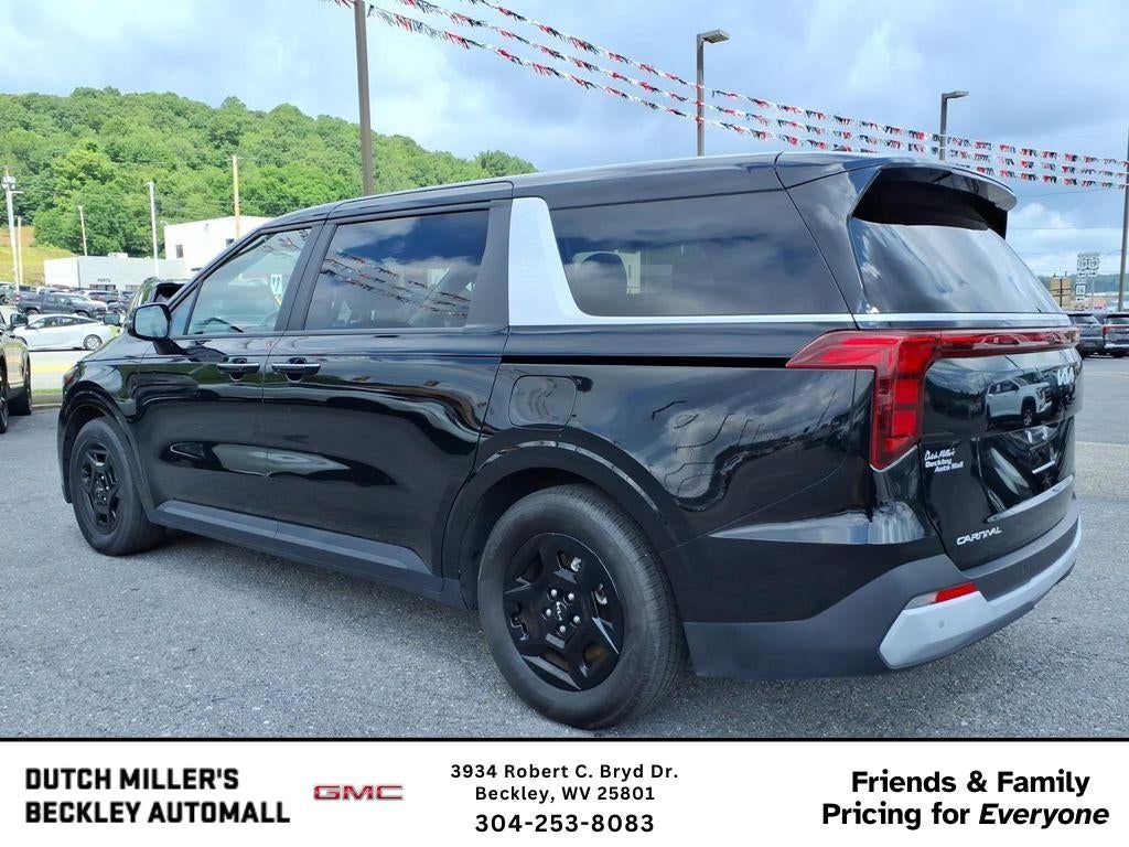 2025 Kia Carnival LXS