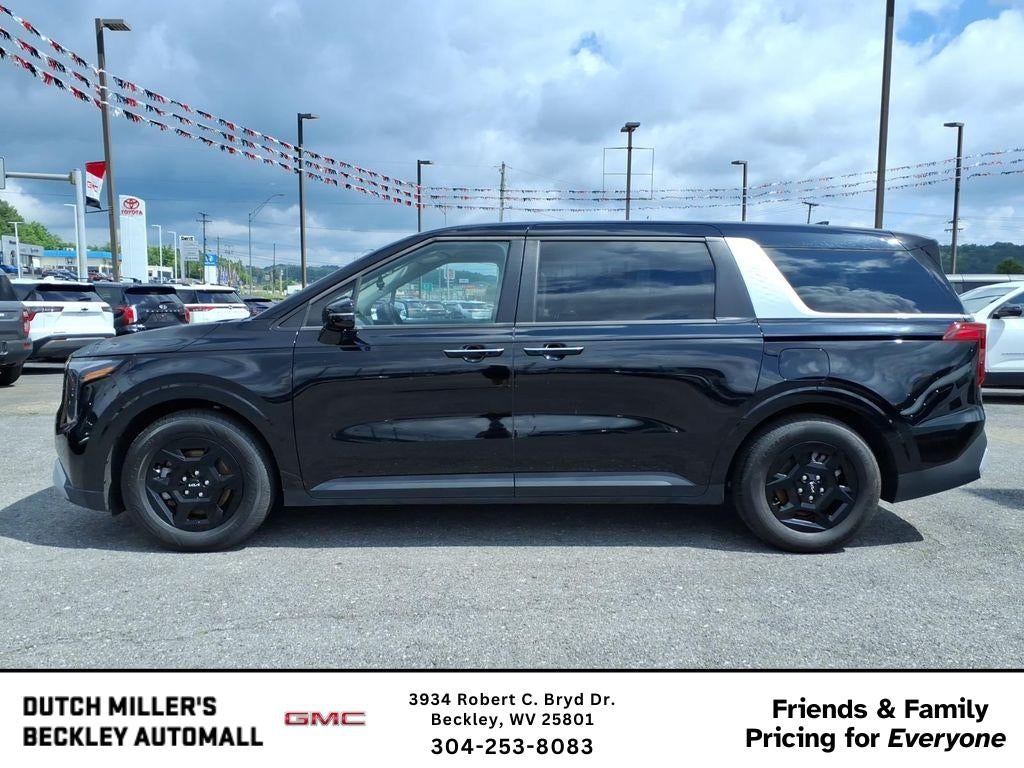 2025 Kia Carnival LXS
